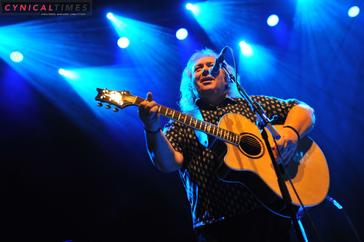 Whitesnake Guitarist Bernie Marsden Dies at 72