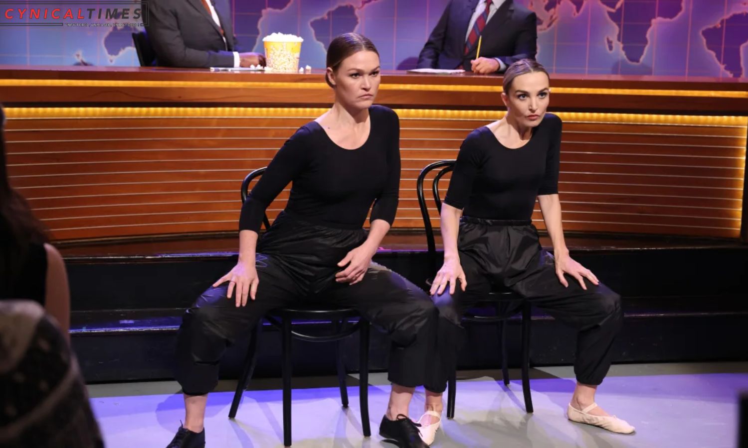 Julia Stiles Resurrects Iconic Dance in SNL