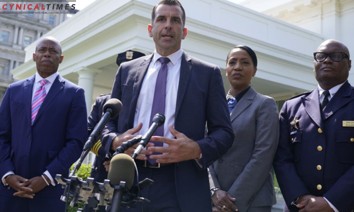 Ex San Jose Mayor Sam Liccardo Rakes