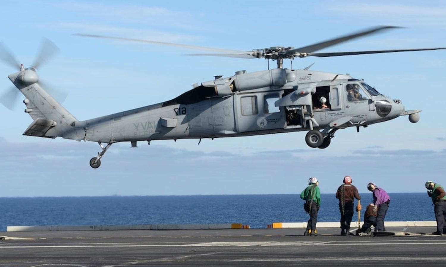 US Navy Helicopter Crew Survives Crash