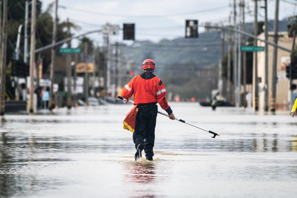 California Faces Rain and Floods