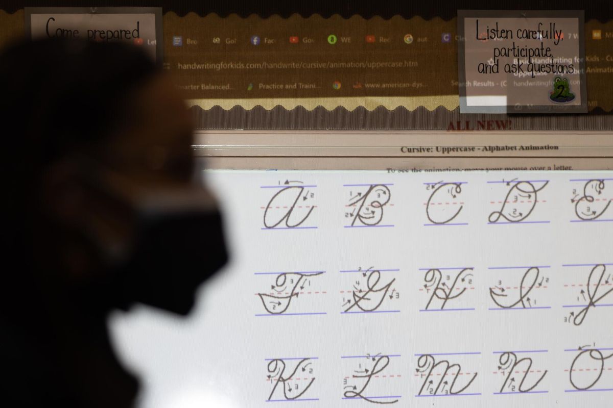 Cursive Makes Comeback in California Classrooms