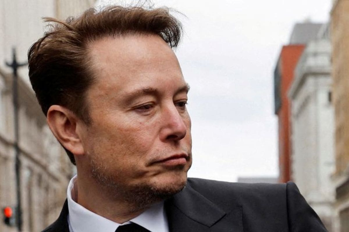 Elon Musk Resolves Bakery Dispute