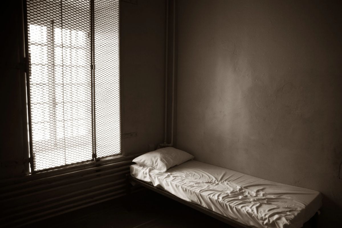 California 40M Dollar Penalty Prison Suicide