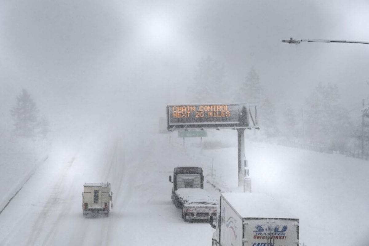 California I-80 Frozen in Friday Blizzard