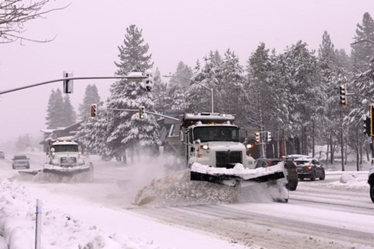 California I-80 Frozen in Friday Blizzard