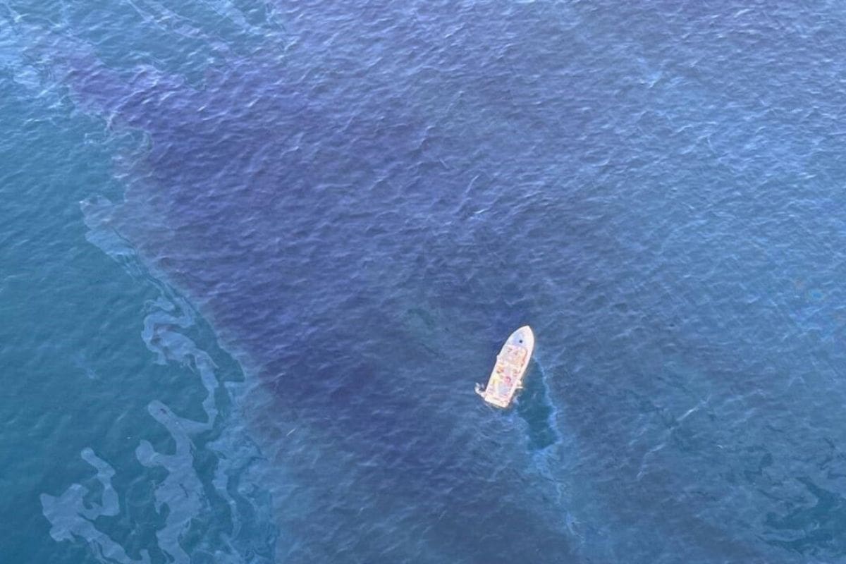 Coast Guard Mystery Oil Spill