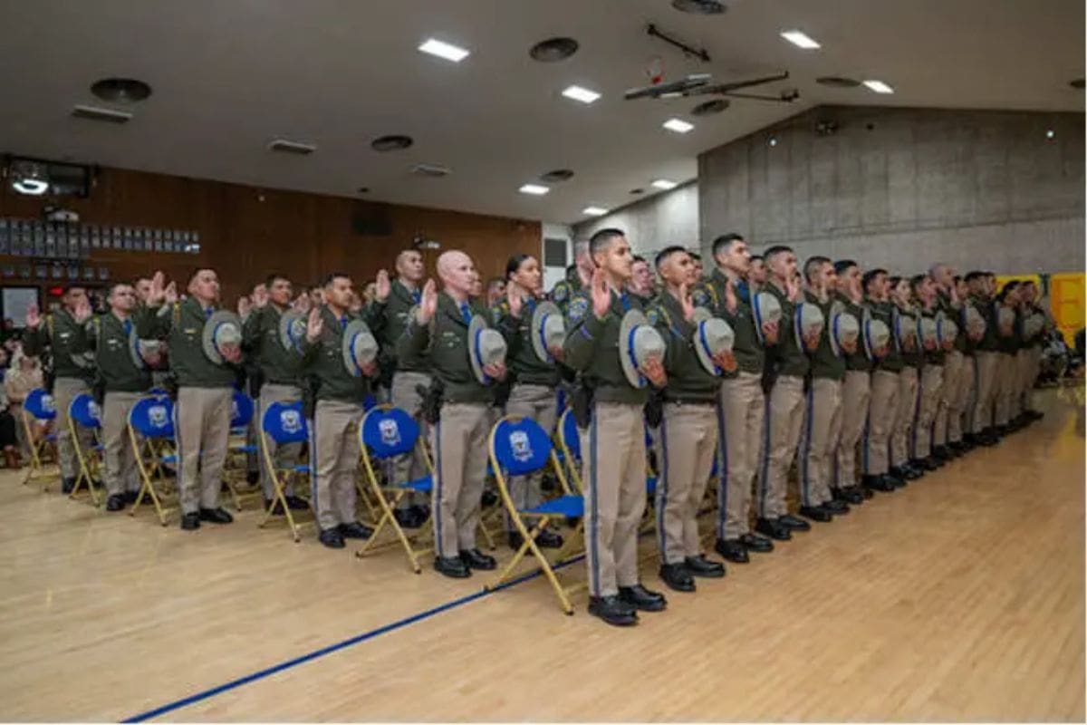 105 New Officers Join