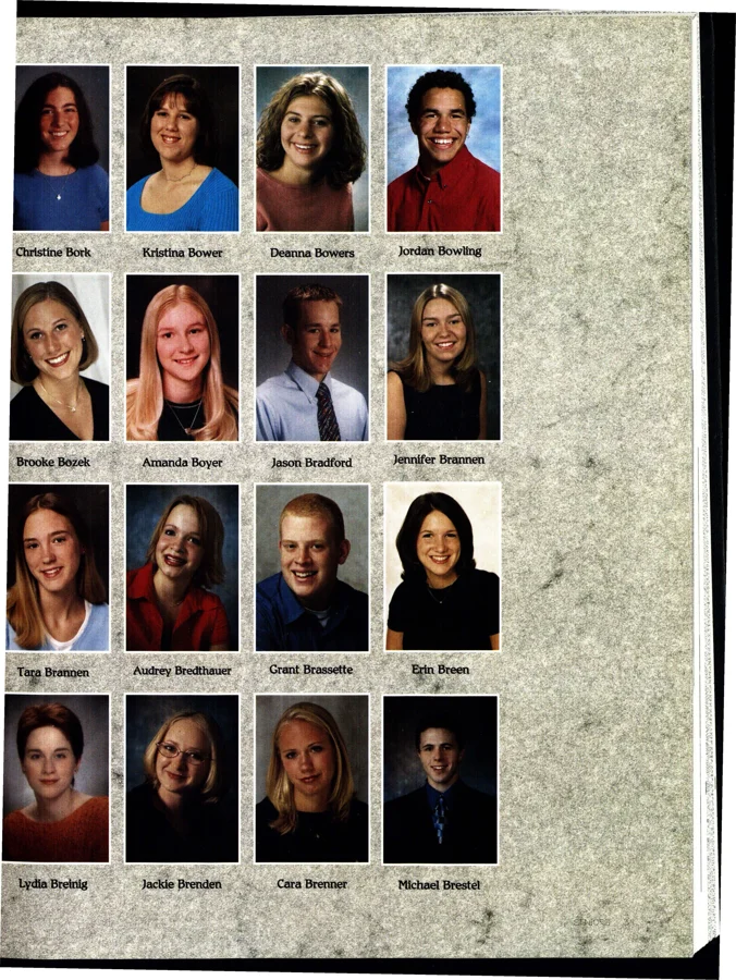 Alexa Bliss receives support from Renee Paquette after family tragedy