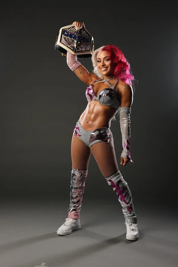 Toni Storm possible betrayal and title loss at AEW All In