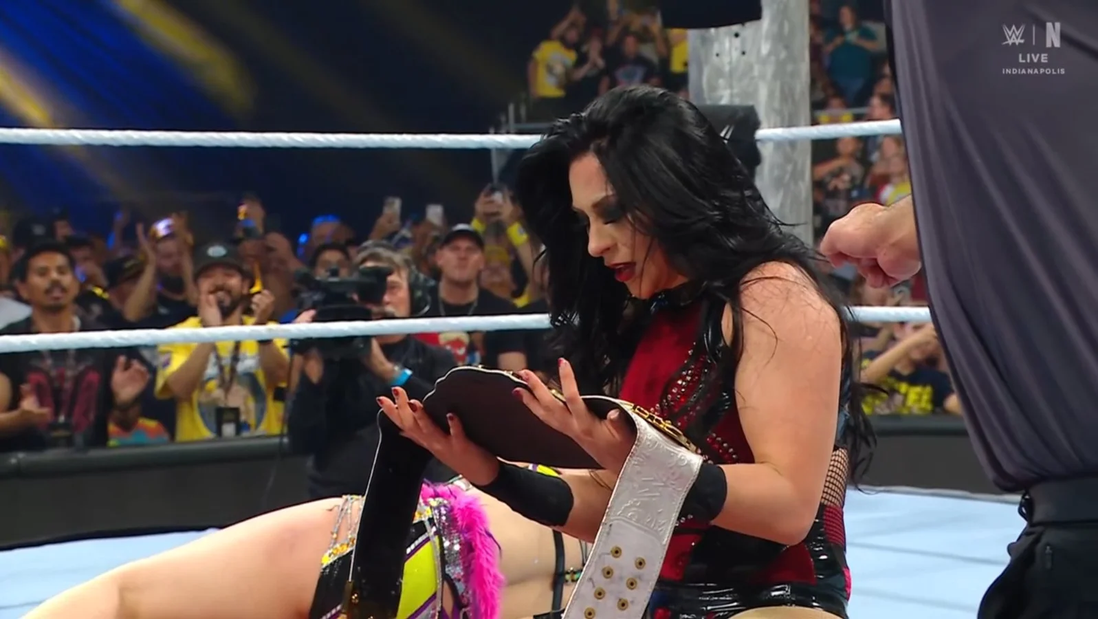 AJ Styles Stephanie Vaquer move