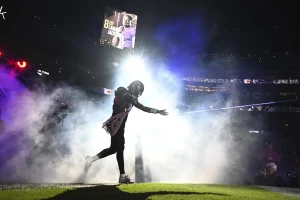 Ludwig Kaiser Officially Reveals Himself as El Grande Americano