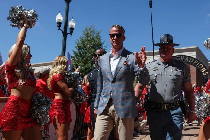 Becky Lynch Seth Rollins Ignored