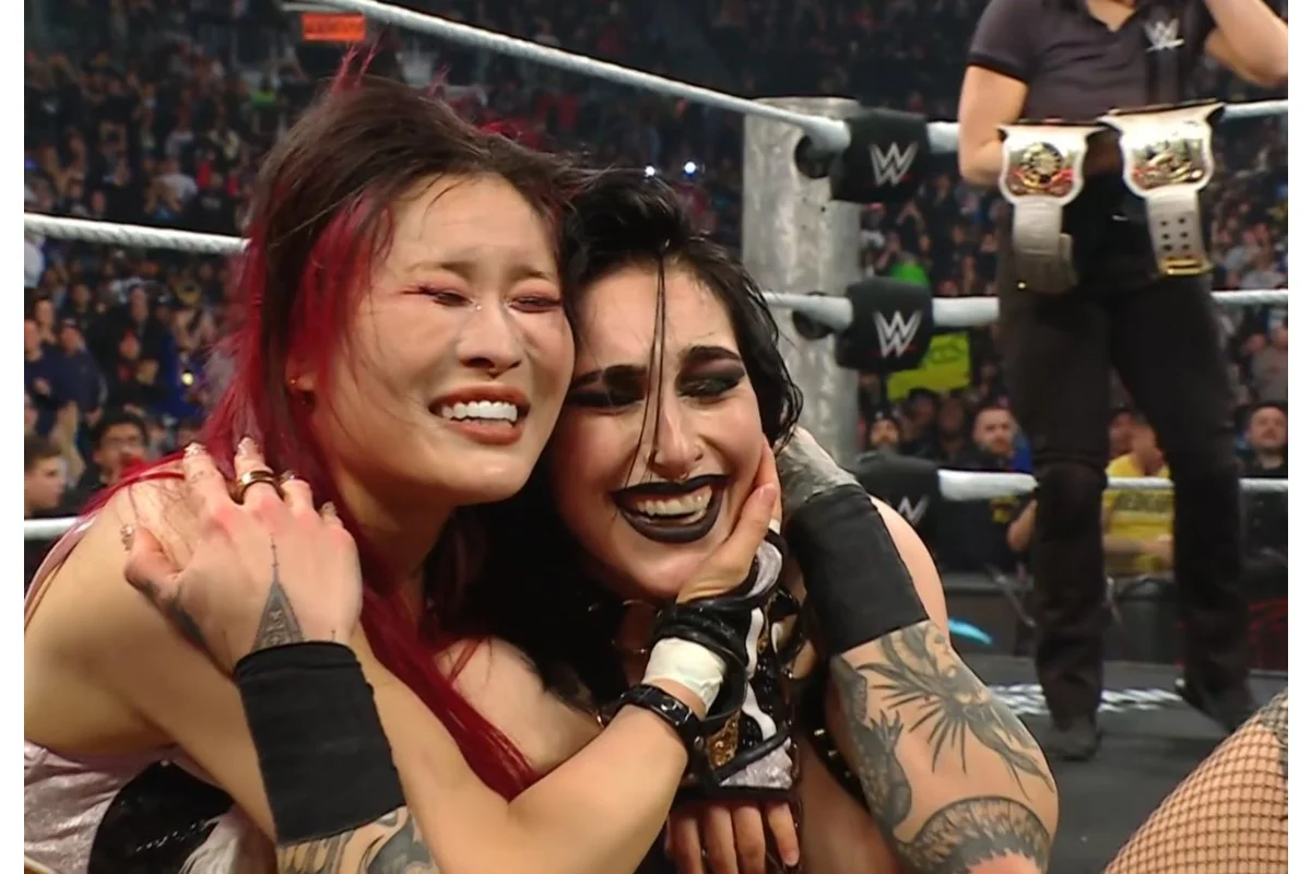 WWE RAW, IYO SKY, Rhea Ripley, WWE, WWE RAW Women's Tag Team Champions