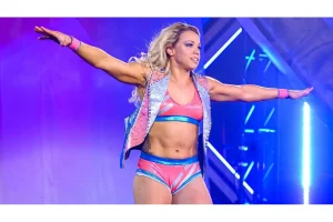 Zoey Stark Shows Off Shredded Look in WWE Injury Recovery