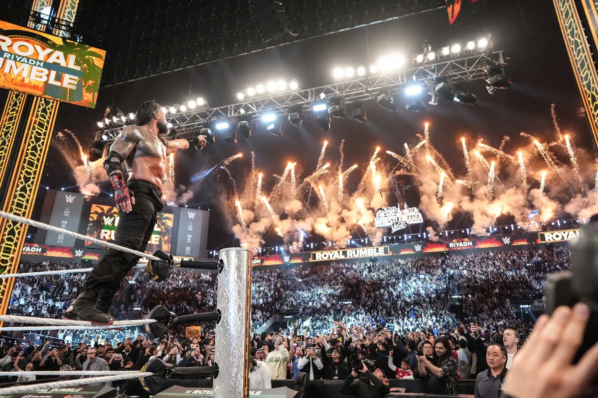 WWE RAW