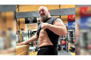 Paul Wight Stuns Fans With Shocking Body Transformation