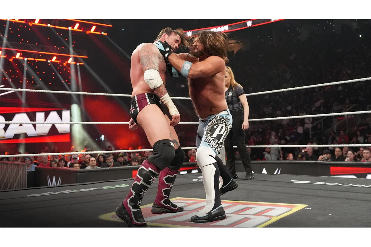 WWE RAW