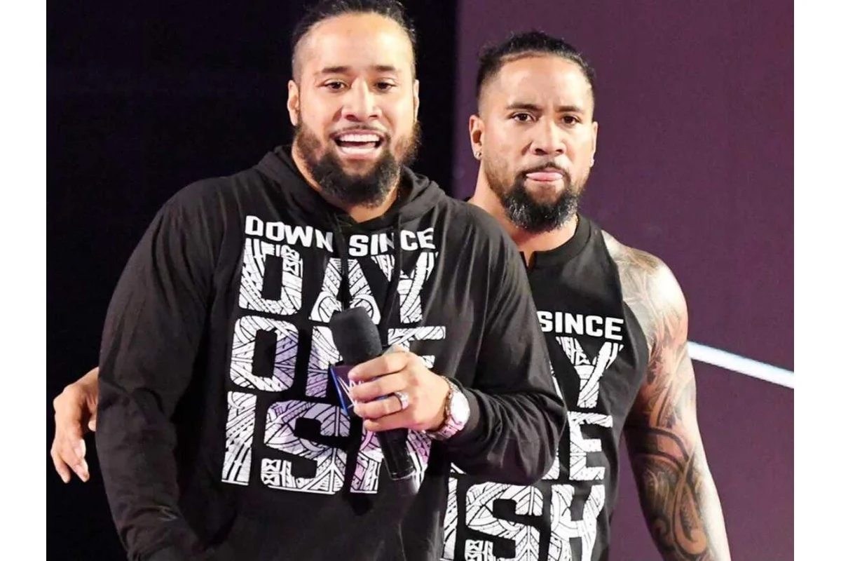 WWE RAW